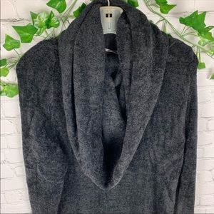 Athleta soft sweater